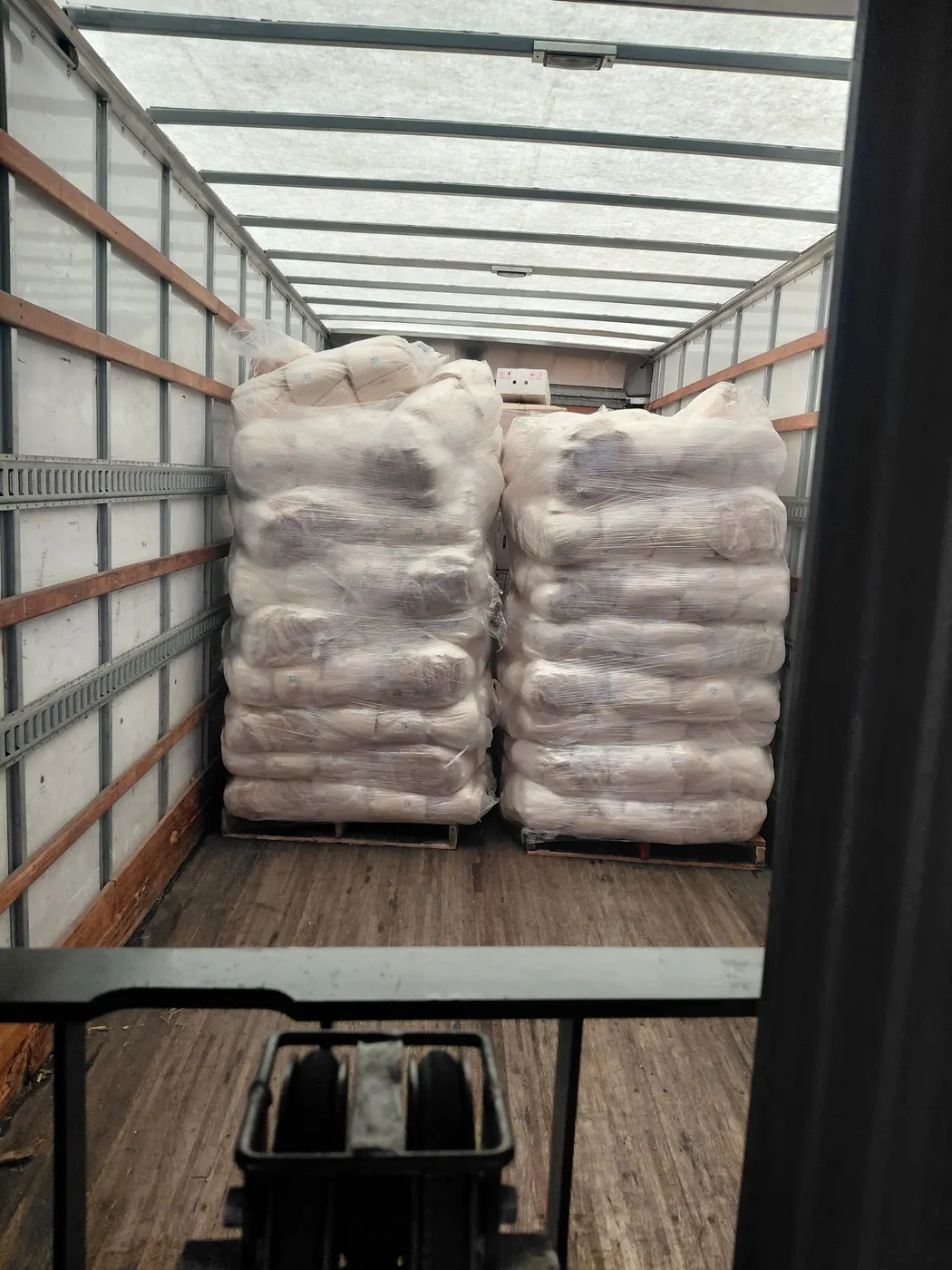 Pallet mixto de mayoreo armado y emplayado por SanAngel, ejemplo 3